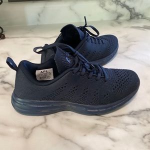 Womens APL Techloom Pro in Navy